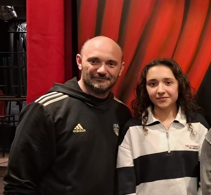 AONA nous a bluffés par sa créativité et son talent, notamment pour les visuels de nos affiches, qui ont pris une toute nouvelle dimension grâce à elle