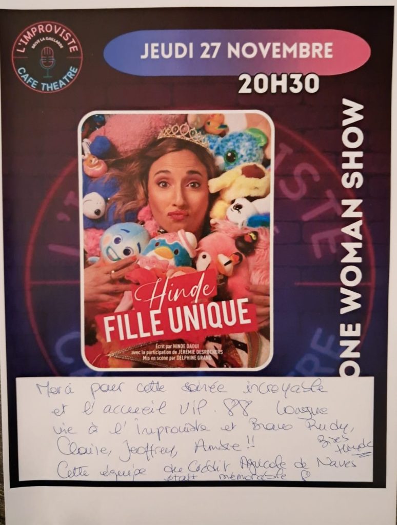 Jeudi 27 novembre 2025, Hinde a illuminé la scène de L’Improviste avec son spectacle “Fille Unique”. Une soirée riche en émotions, rires et partage, qui a captivé un public conquis dès les premières minutes.