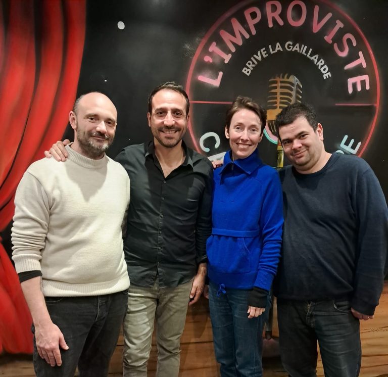 Chez L’Improviste, nous aimons créer ces rencontres uniques avec des artistes talentueux