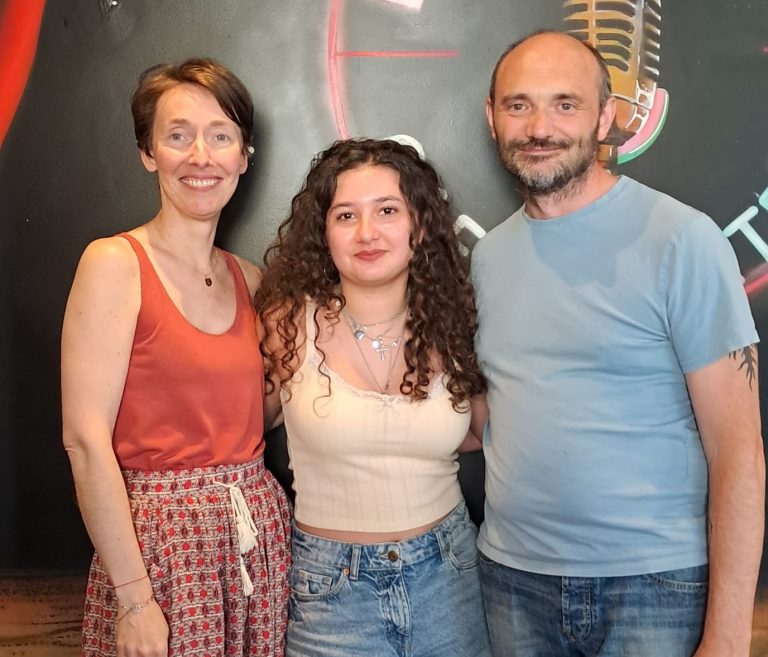 Il y a des rencontres qui marquent une aventure… et celle de Mathilde en fait partie.
